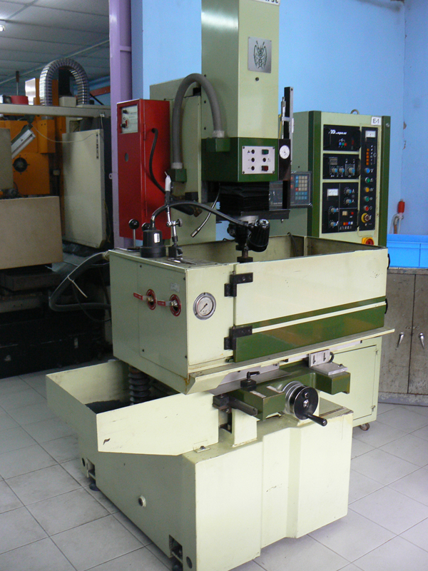 EDM 8