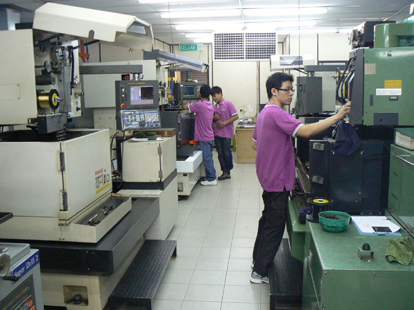 Wirecut machine 18