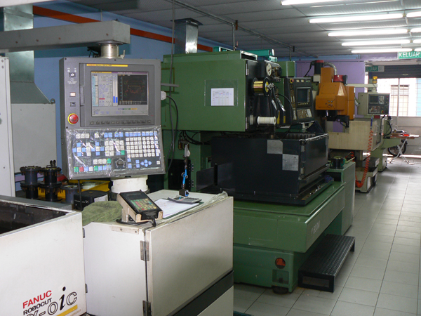 Wirecut machine 4